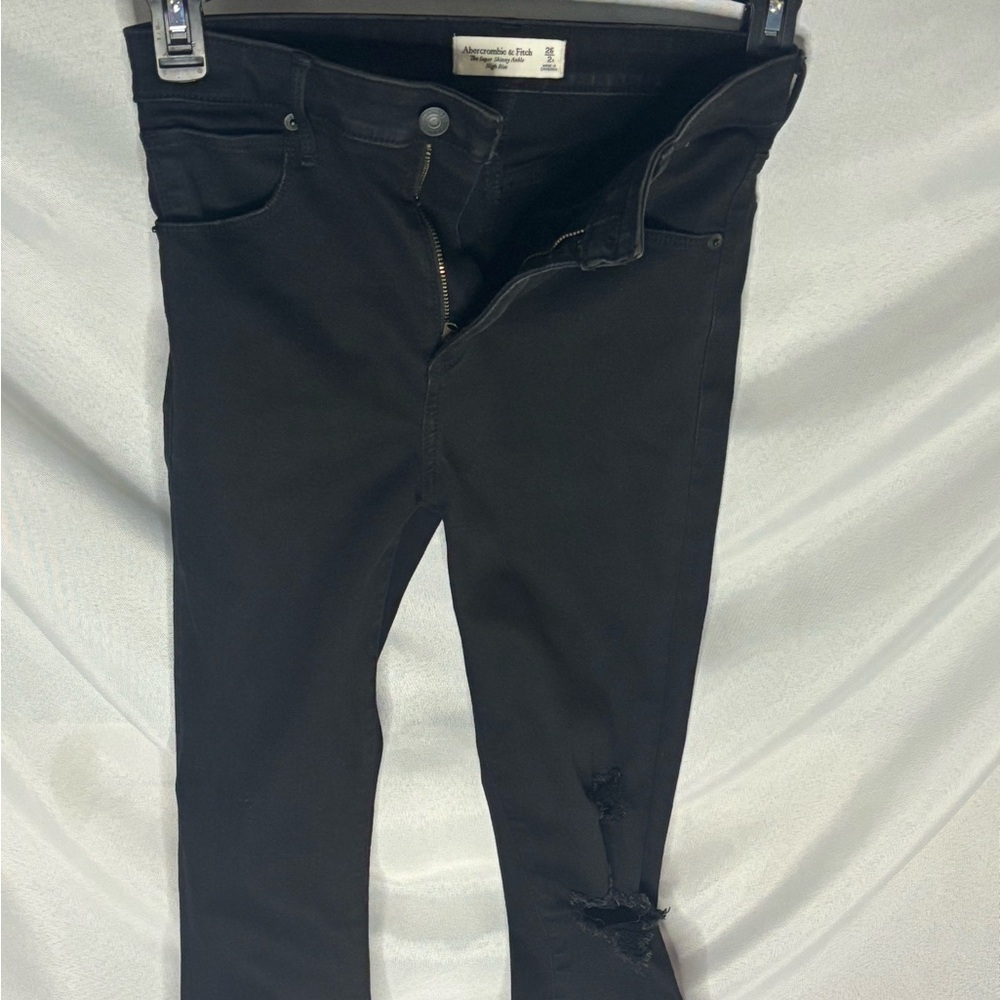 Abercrombie and Fitch women's super skinny ankle high‎ rise 26